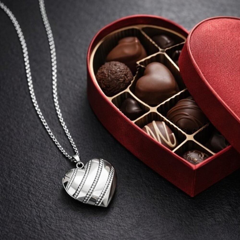 Silver Tone Heart Locket Necklace 22in 925 Silver Chain Valentine's Day Gift